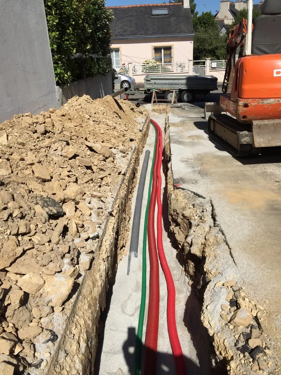 Terrassement et passage de gaines